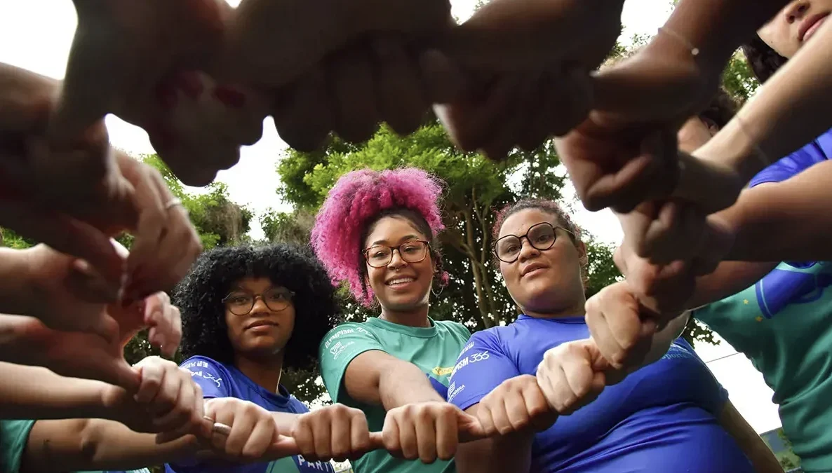 Menina que nasce hoje pode não ver igualdade de gênero na vida toda, diz relatório