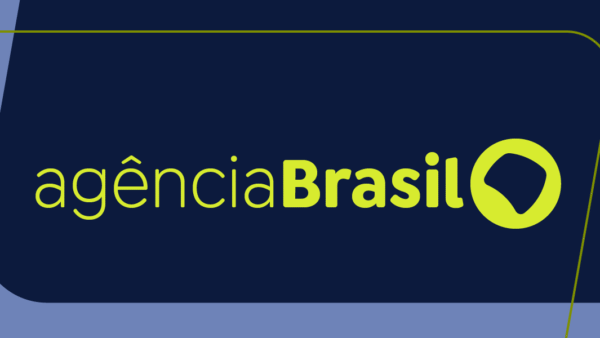 Flávia Saraiva é ouro nas assimétricas da Copa do Mundo de ginástica