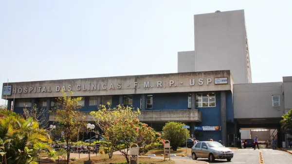 Médico expõe peso de paciente e faz piada com prontuário; Hospital vê preconceito