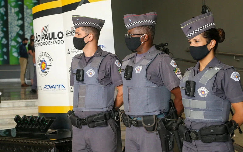 Congresso travou regulação de câmeras corporais enquanto letalidade policial batia recorde