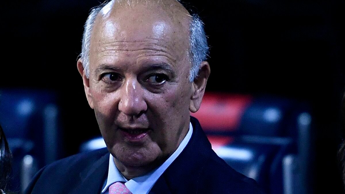 TSE nega registro de candidatura de Arruda ao governo do DF