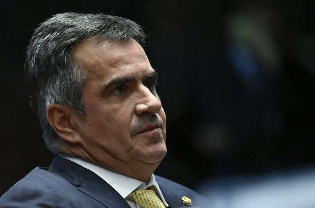 Mendonça exigiu mais provas no caso Ciro Nogueira apesar de indícios mais robustos
