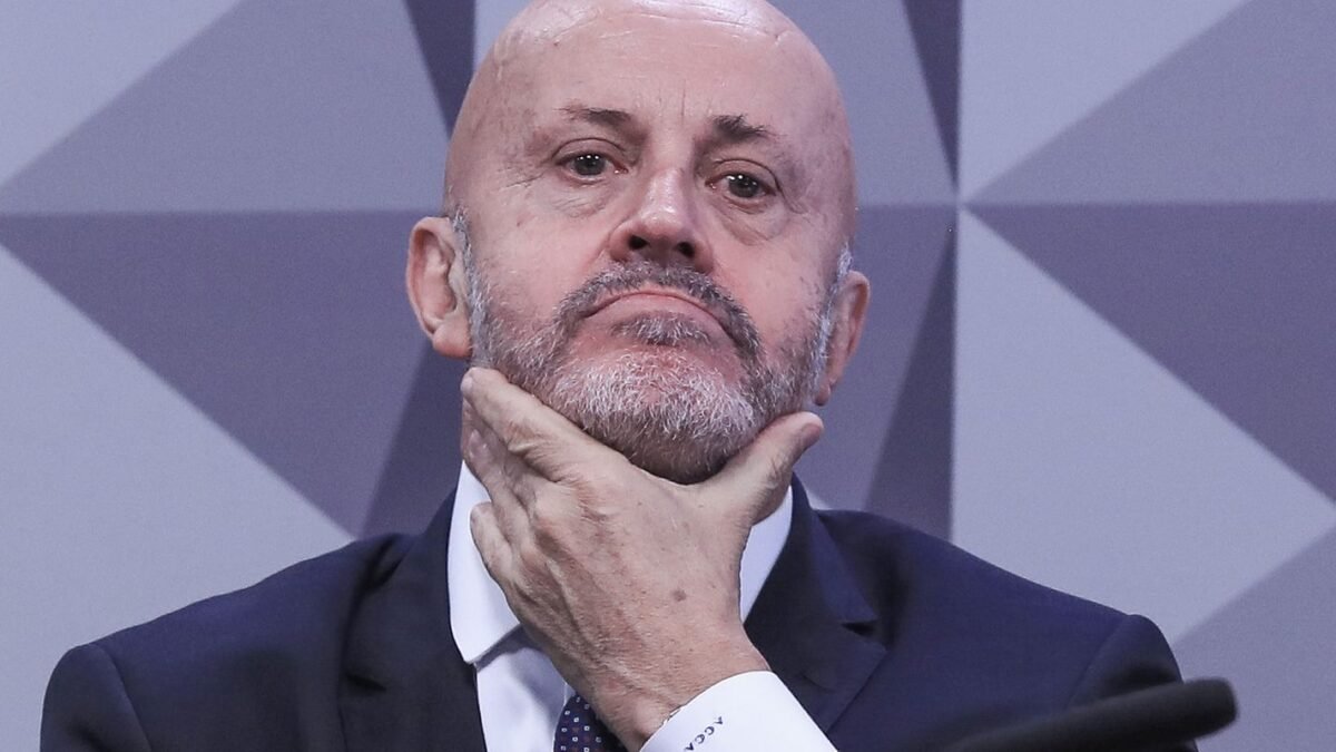 André Mendonça manda soltar filho do “Careca do INSS”