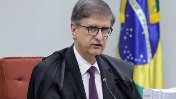 PGR repete pedido por acesso integral a dados de Vorcaro