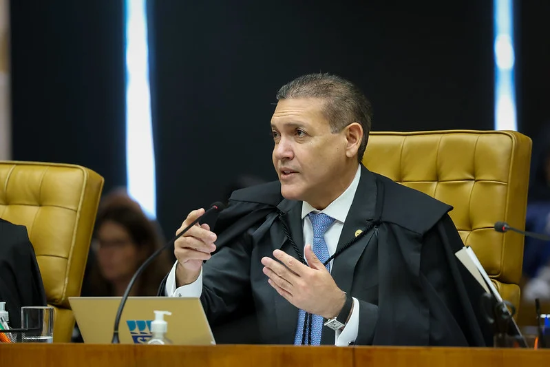 Kassio bloqueia Gilmar no WhatsApp após mensagem do decano: ‘Assumam que estão ferrados’