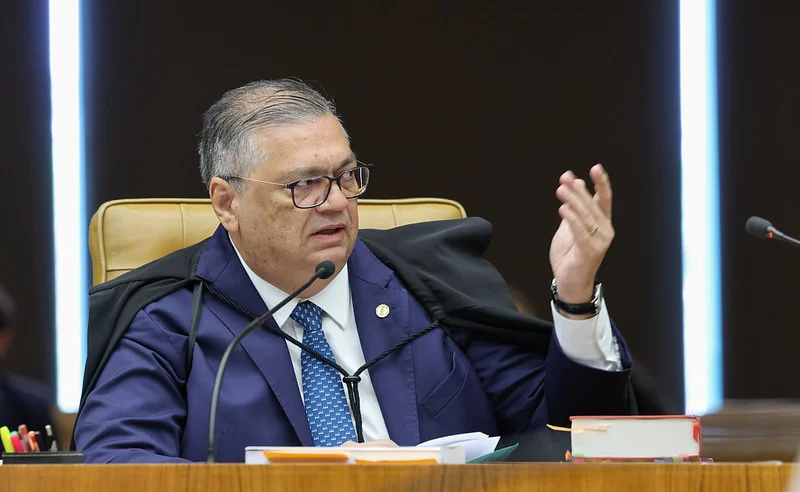 Dino pede a Fachin sessão do plenário para julgar publicações sobre Nossa Senhora