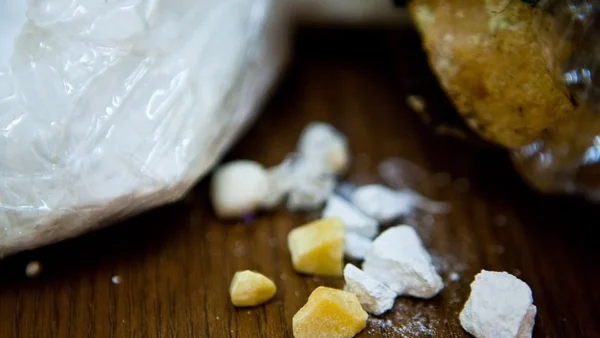 Drogas inéditas são identificadas em amostras de saliva coletadas em festas de São Paulo