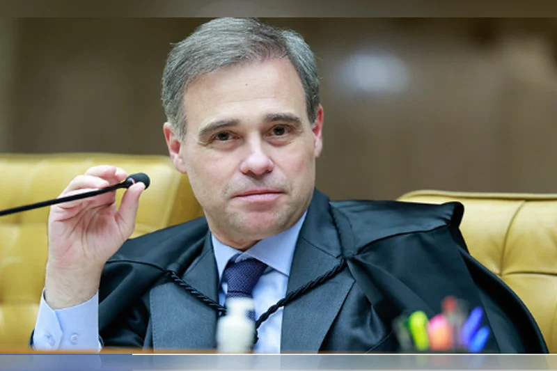 André Mendonça, do STF, prorroga suspensão de multas por saúde mental nas empresas por mais 90 dias; o que muda?