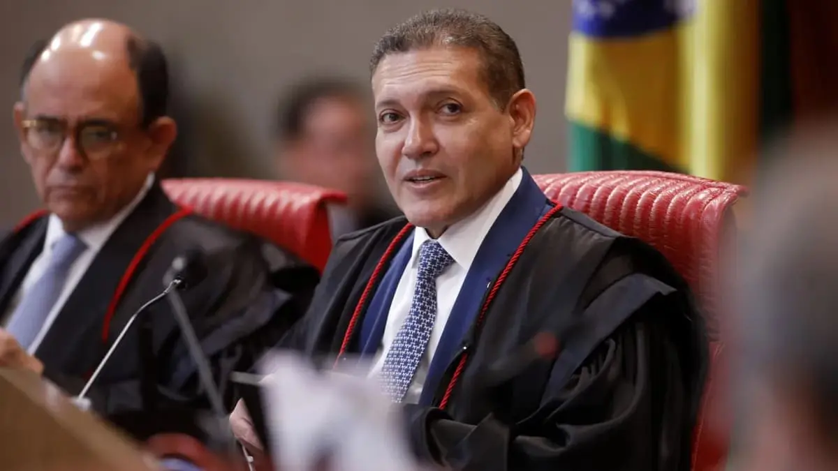 Mensagens de Vorcaro mencionam filho de Kassio Nunes e pagamento de R$ 500 mil, diz jornal