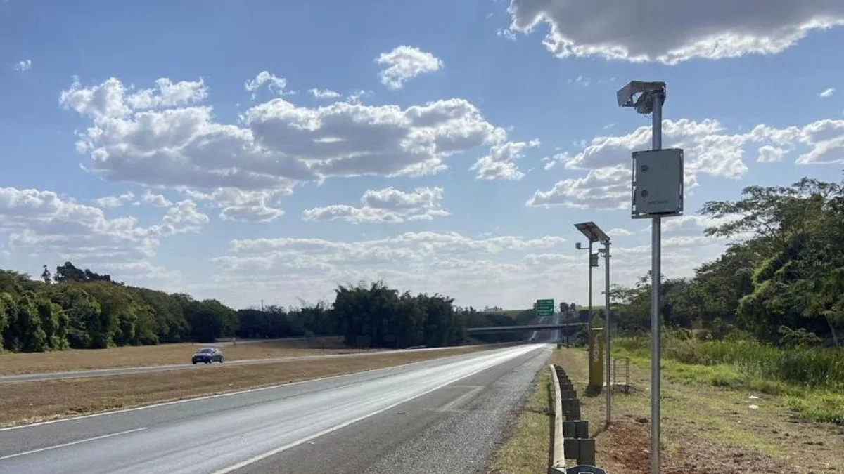Radares que calculam velocidade média entram em teste em oito estados