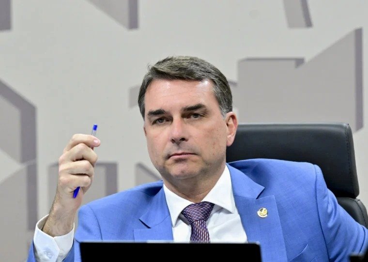 Zona Franca de Manaus: o voto de Flávio Bolsonaro e o Amazonas