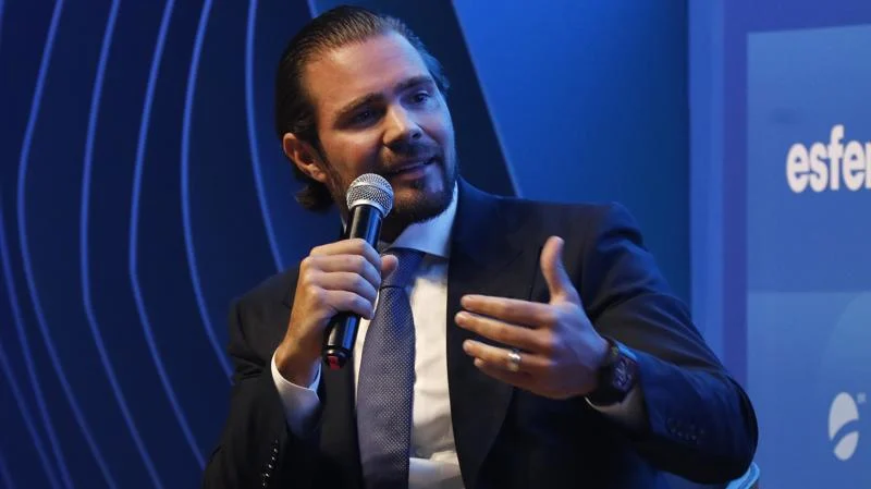 Mendonça e Fux não conseguem acessar celular de Vorcaro e pedem ajuda à PF