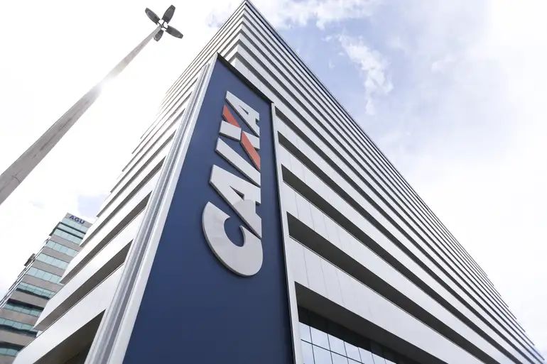 Caixa retoma atendimento presencial após fim da greve