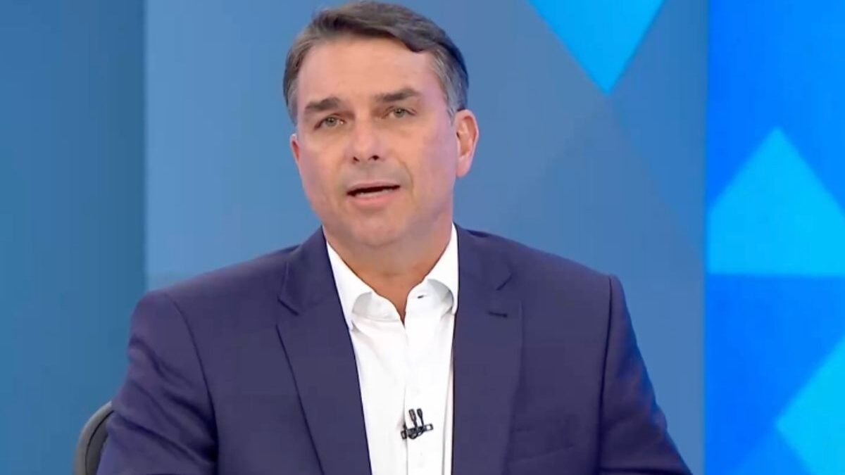 Flávio Bolsonaro e o PL enterraram a escala 5×2