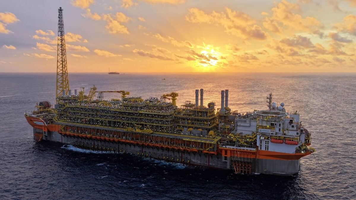 Petrobras aprova adesão à subvenção ao óleo diesel