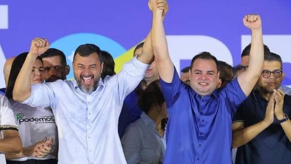 Roberto Cidade apaga Wilson Lima da propaganda, mas aliança política vira alvo de críticas