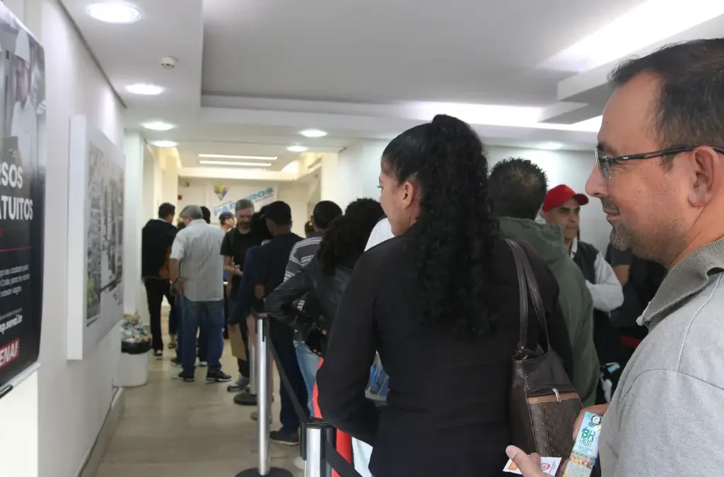 Três em cada dez MEIs abertas são de trabalhadores que tinham carteira assinada