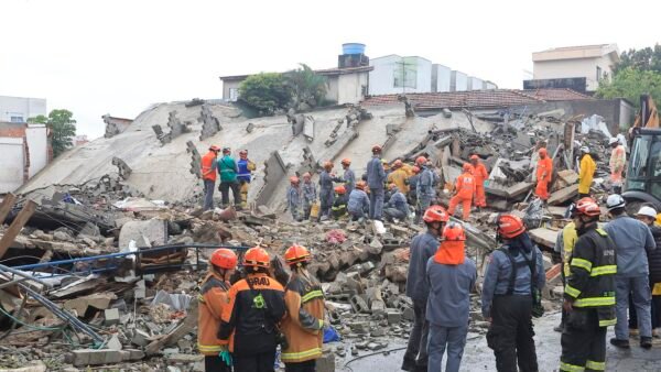 Chuvas deixam ao menos oito mortos na Grande São Paulo