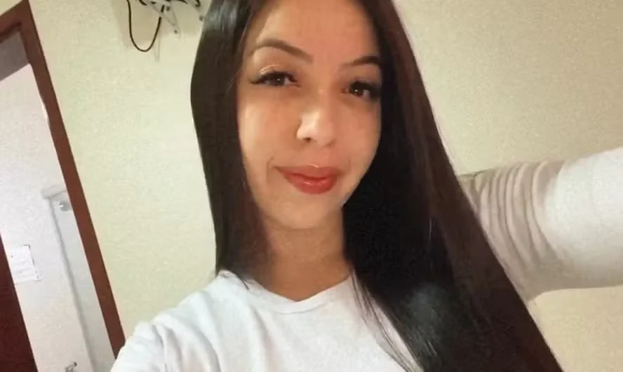 Polícia faz novas perícias na casa onde mulher de PM foi encontrada morta, em Embu das Artes (SP)
