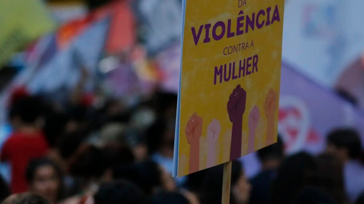 Plataformas vão informar canais de denúncia de violência contra mulher