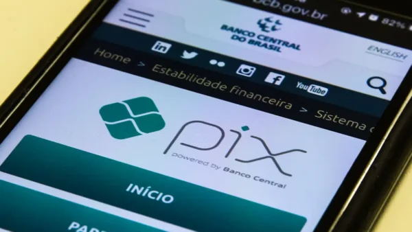 BC estuda conectar Pix a sistema europeu para transferências internacionais
