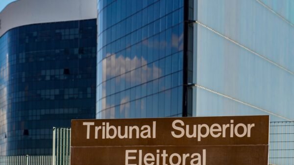 TSE recebeu mais de 50 mil denúncias de propaganda irregular