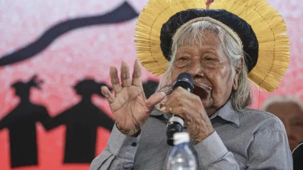 Raoni, o vovô do Brasil faz 94 anos