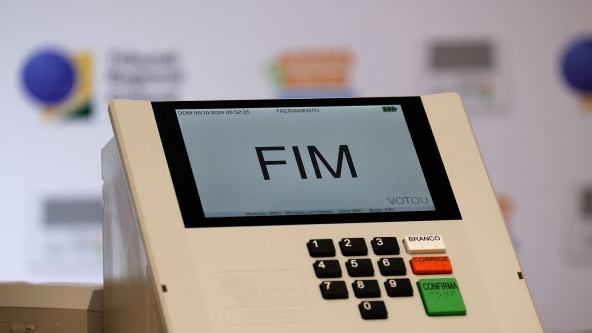 TRE-RJ fará auditoria para definir urnas que serão fiscalizadas
