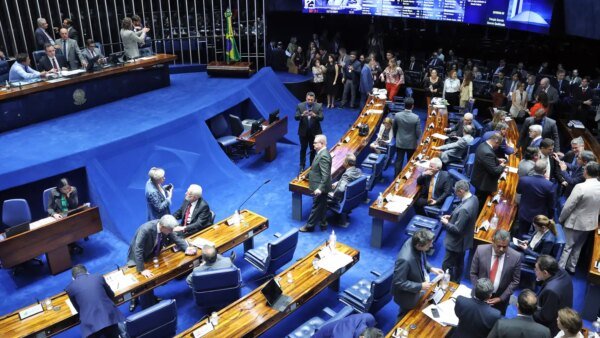 PL elege 19 senadores e soma 28; MDB conquista sete vagas e PT, seis