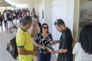 Trabalhador tem direito de sair do serviço para votar; confira a lei