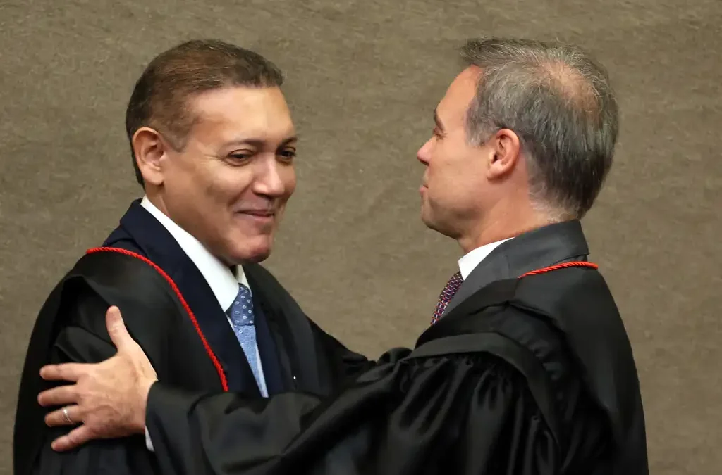 TSE: ministros ordenam que Lula e Janja removam vídeos contra Flávio