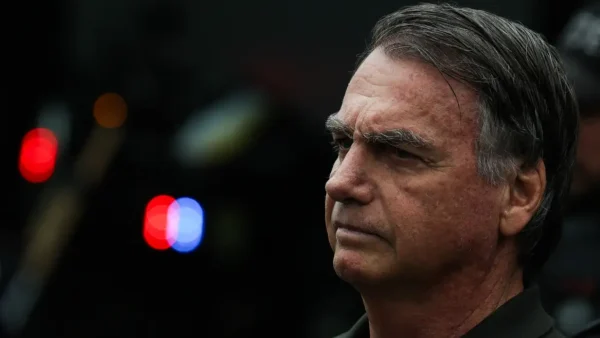 PGR dá parecer favorável à retomada de visitas de Flávio ao pai