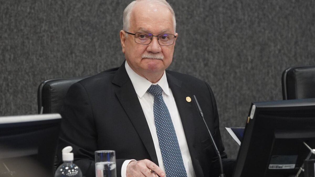 Fachin cria regra para evitar direcionamento de processos no STF