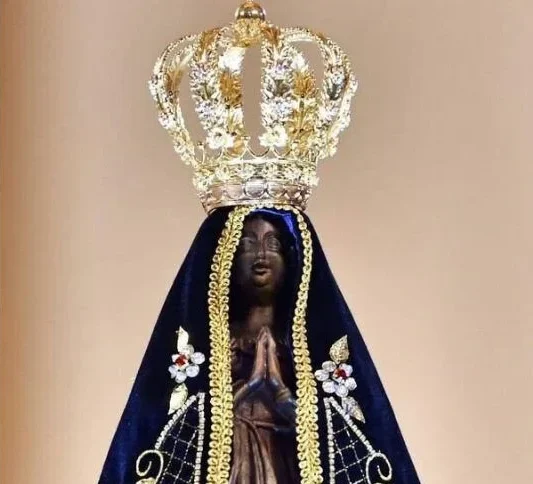 LUIZ ANTONIO SIMAS: Nossa Senhora das Devoções Aconchegadas