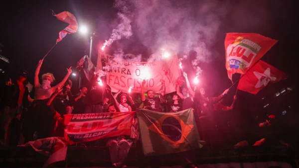 CADA VEZ MAIS GENTE