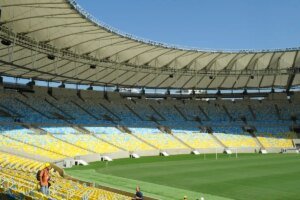 Justiça determina que Vasco e Boca Juniors joguem no Maracanã