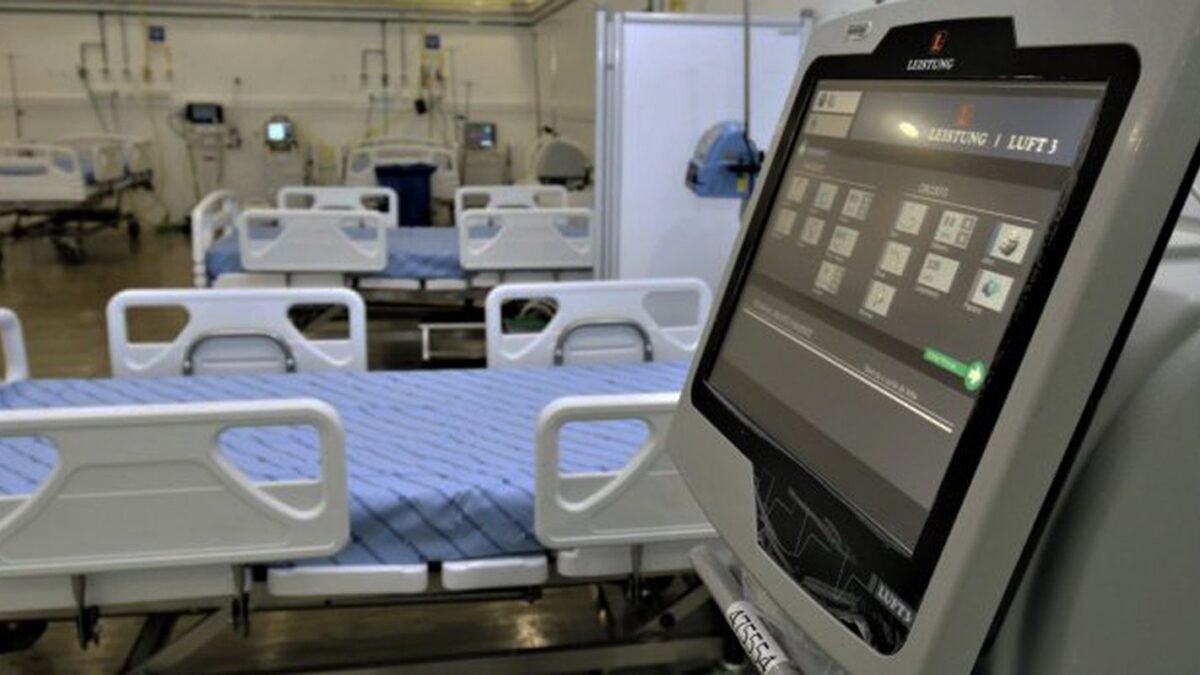 Reino Unido vai monitorar dispositivos médicos baseados em IA