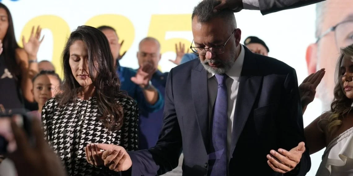 Prefeita se passa por advogada para visitar Márcio Canella na cadeia sem autorização