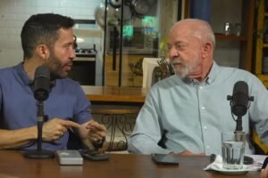 Lula participa de live do “exército” e estimula ida de idosos às urnas