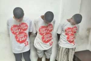 Ouvidoria pede afastamento de PMs acusados de vestir suspeitos com camisetas do PT