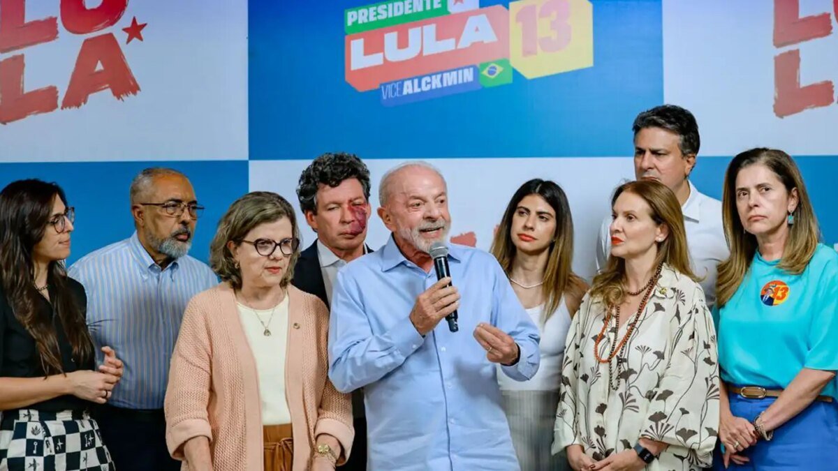 Lula celebra avanço do fim da 6×1 e defende investimento público