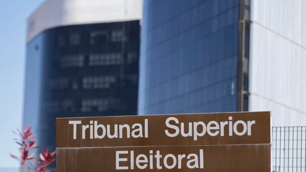 TSE barra anúncios de Lula acusando Flávio de ser contra escala 6×1