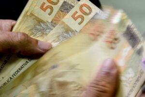Portaria convoca instituições financeiras para 3ª fase do Desenrola