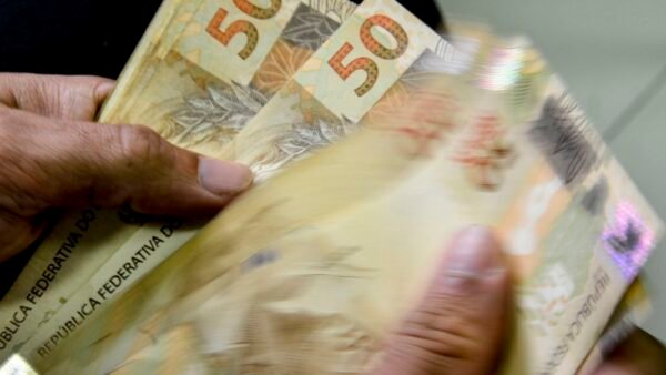 Portaria convoca instituições financeiras para 3ª fase do Desenrola