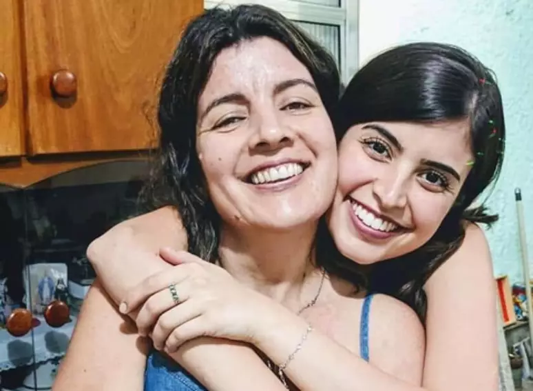 Em estado grave, mãe de Tabata Amaral é internada após sofrer acidente durante campanha