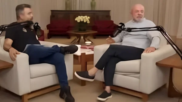 ‘Acho que as eleições vão ser decididas no domingo’, diz Lula, em podcast